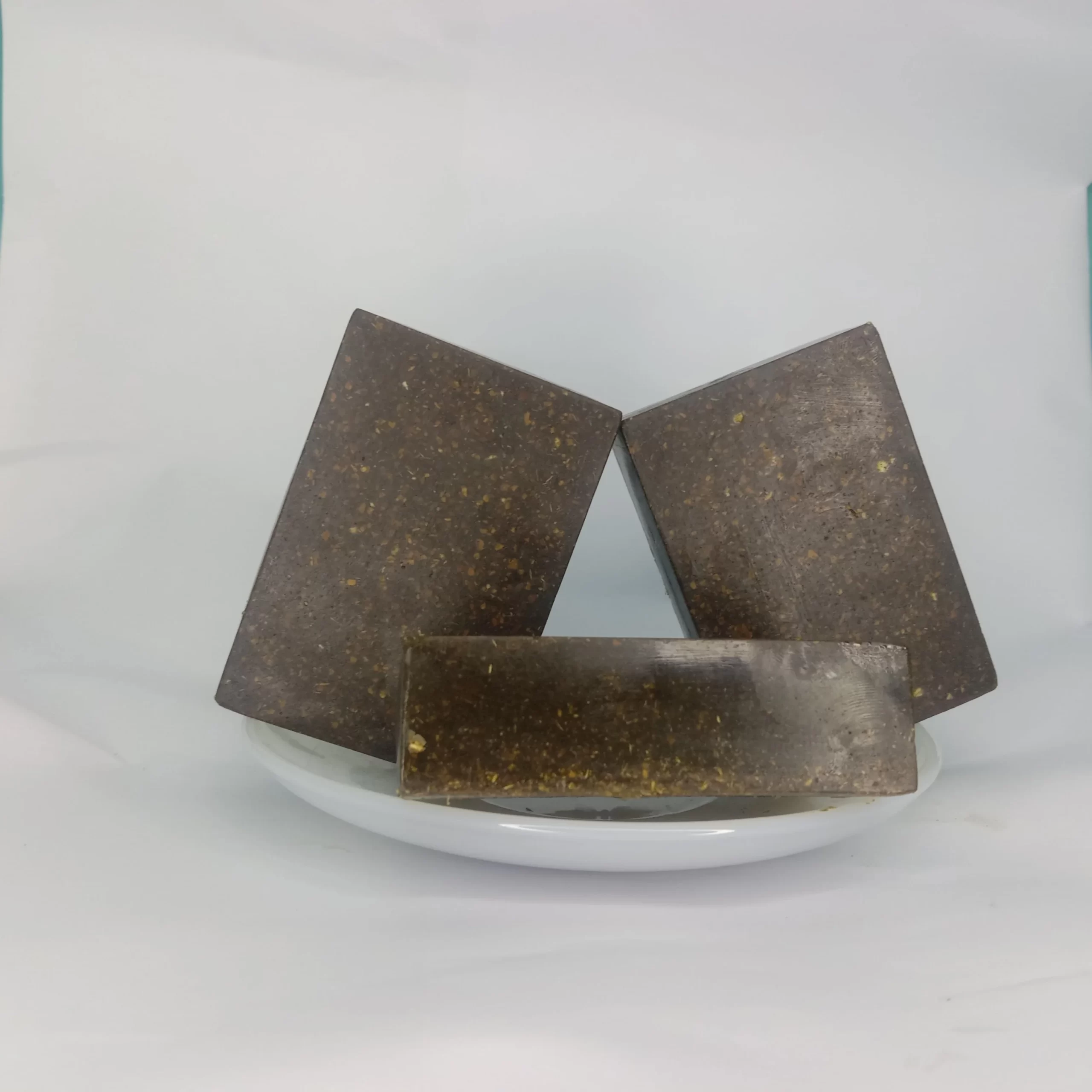 Maarz Gold Bridal Organic Whitening Soap for Clear Glowing Skin - Image 3